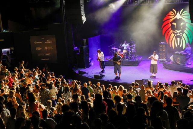 La fuerza del afrobeat de Seun Kuti y Ezra Collective llena de ritmo La Mar de Músicas - 1, Foto 1