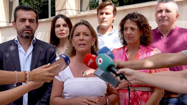 Garc�a Fuster denuncia que el PP ha tratado el Servicio Murciano de Salud �como un aut�ntico cortijo� tras la trama de las pr�tesis