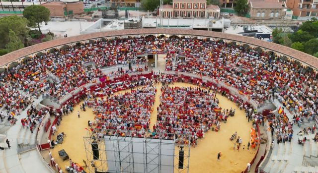Más de 4.000 lorquinos convierten el Coso de Sutullena en el epicentro de la celebración del histórico segundo Mundial de Espa&ntilde;a - 2, Foto 2