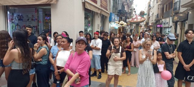 Las Tartas de Julita vuelve a casa y Alicante responde con una inauguración multitudinaria - 5, Foto 5