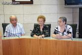 Autoridades municipales reciben en el ayuntamiento a los usuarios y profesionales del Servicio de Estancias Diurnas de Alzheimer de Totana - 6