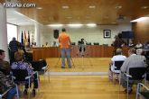 Autoridades municipales reciben en el Ayuntamiento a medio centenar de usuarios y profesionales del Centro Municipal de Personas Mayores de la localidad de Campos del Río - 17