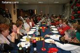 Autoridades municipales comparten una cena navideña con las usuarias de la “Asociación de Amas de Casa, Consumidores y Usuarios de de las Tres Avemarías” - 11