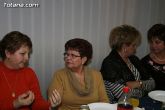 Autoridades municipales comparten una cena navideña con las usuarias de la “Asociación de Amas de Casa, Consumidores y Usuarios de de las Tres Avemarías” - 18 Autoridades municipales comparten una cena navideña con las usuarias de la “Asociación de Amas de Casa, Consumidores y Usuarios de de las Tres Avemarías” - 18