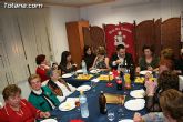 Autoridades municipales comparten una cena navideña con las usuarias de la “Asociación de Amas de Casa, Consumidores y Usuarios de de las Tres Avemarías” - 26 Autoridades municipales comparten una cena navideña con las usuarias de la “Asociación de Amas de Casa, Consumidores y Usuarios de de las Tres Avemarías” - 26