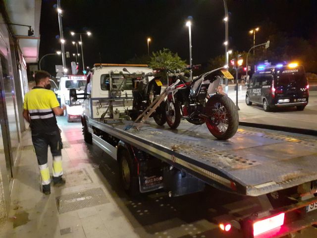 La Policía Local de Lorca interviene cinco ciclomotores con alteraciones en sus características técnicas y en los tubos de escape - 1, Foto 1