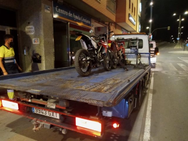 La Policía Local de Lorca interviene cinco ciclomotores con alteraciones en sus características técnicas y en los tubos de escape - 2, Foto 2
