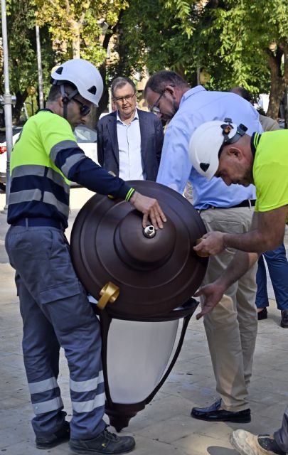 El Jardín del Malecón estrena nueva iluminación que homenajea el emblemático modelo que alumbró la Glorieta de España a principios del siglo pasado - 3, Foto 3