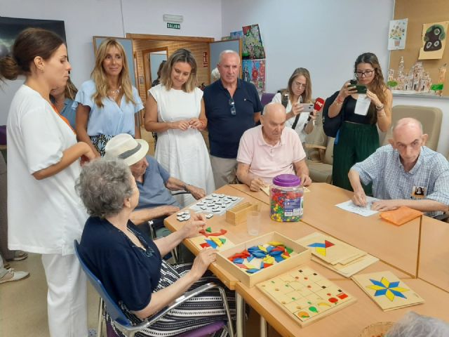La Comunidad incrementará alrededor de medio centenar de plazas en centros de día para personas mayores - 2, Foto 2