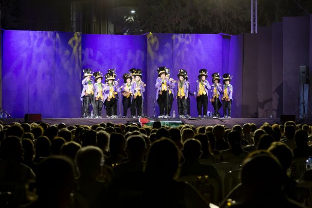 Más de 2500 personas disfrutan de Chirigoteando - 2, Foto 2