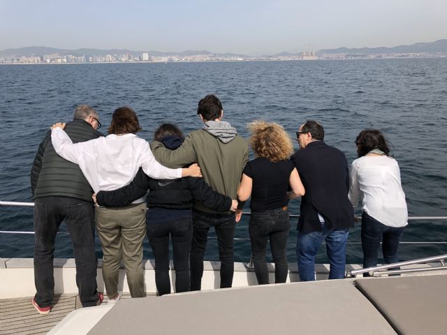 Depositar las cenizas en el mar desde La Manga, una despedida personalizada que gana protagonismo en verano - 2, Foto 2
