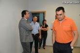 El director general de Administración Local, acompañado por autoridades locales, visita el nuevo edificio de Policía Local “Cabo Alfonso Murcia” - 9