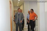 El director general de Administración Local, acompañado por autoridades locales, visita el nuevo edificio de Policía Local “Cabo Alfonso Murcia” - 14