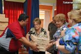 La Peña Barcelonista de Totana reparte lotes de productos alimenticios excedentarios de la Trobada - 5