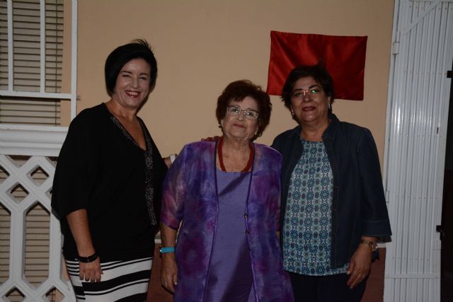 La artista Gelu Pérez dedica un mural a las bordadoras aguileñas - 3, Foto 3