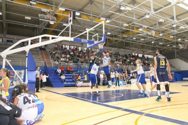 El UCAM Murcia se exhibe ante el Khimki 89-64 - 1, Foto 1