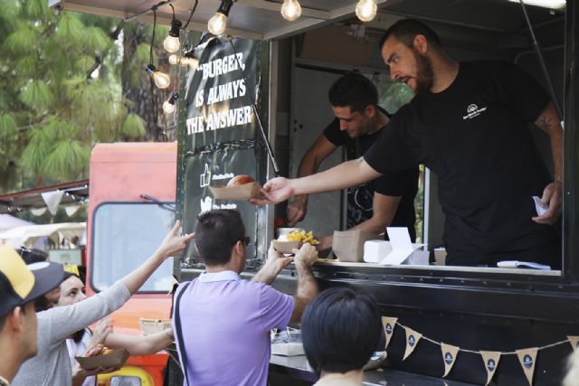 Cerveza y gastronomía se unen en una nueva propuesta apoyada por la federación de tropas y legiones, con food trucks y premios, tanto para cocineros como para los visitantes - 4, Foto 4