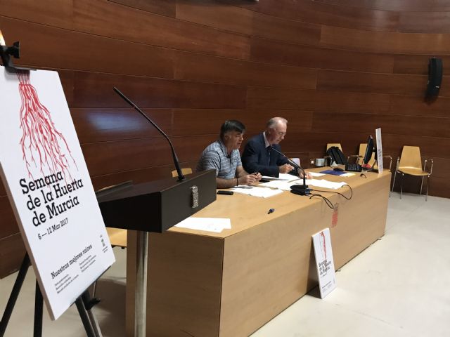 Los ganadores del II Fotomaratón de la Semana de la Huerta recogen su premio en el Ayuntamiento de Murcia - 2, Foto 2