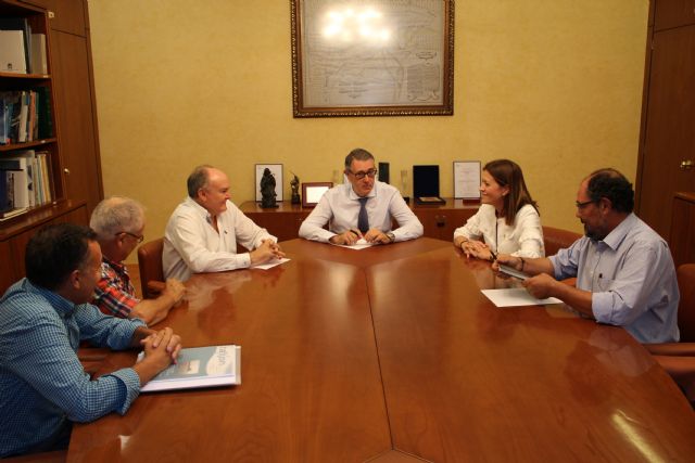 El presidente de la CHS se reúne con la alcaldesa de Águilas y la comunidad de regantes del municipio - 1, Foto 1