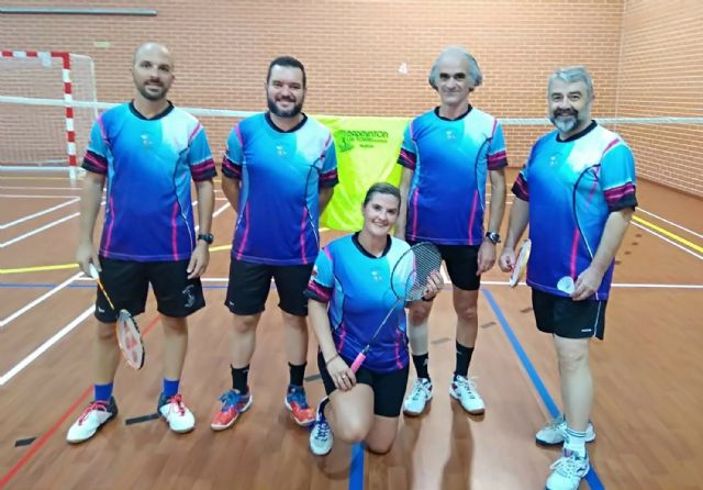 Cinco jugadores del 'Bádminton Las Torres' participarán en el Europeo sénior - 1, Foto 1