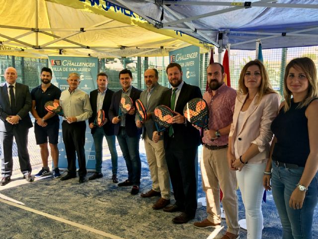 La plaza de España albergará la pista central del torneo del World Padel Tour que se celebrará del 1 al 7 de octubre en San Javier - 1, Foto 1