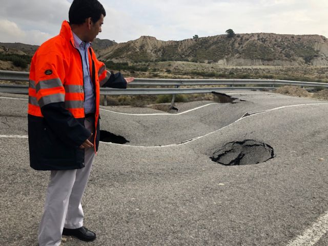 La Comunidad abre al tráfico en menos de una semana un total de 55 carreteras regionales tras el temporal - 1, Foto 1
