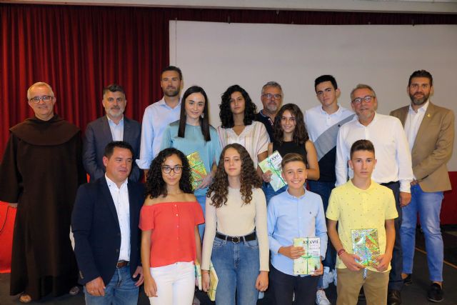 La editorial Gollarín publica las obras galardonadas en el premio Escuela de Mandarines del certamen literario Albacara - 1, Foto 1