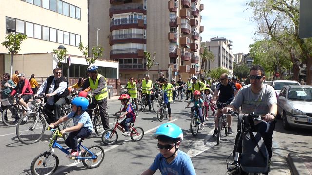 Bicifestación, día europeo sin coches. por la salud y la seguridad, camina, patina y pedalea - 3, Foto 3