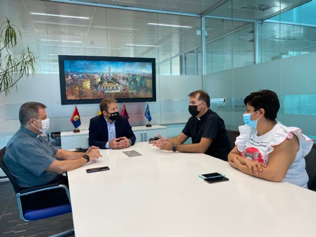 El Alcalde recibe a los nuevos Vicarios Parroquiales deTorre Pacheco - 1, Foto 1