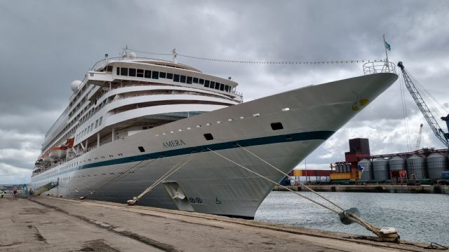 Santander reinicia el turismo de cruceros en Cantabria con la llegada del Amera - 1, Foto 1