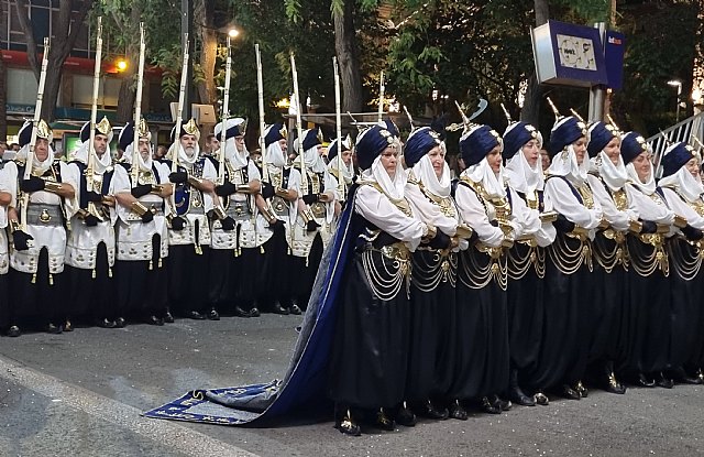 Moros y cristianos nunca se entendieron mejor que en su fiesta en Murcia - 2, Foto 2