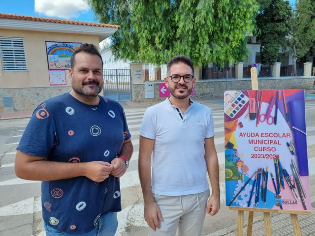 Convocatoria de ayudas para la adquisición de material escolar - 1, Foto 1