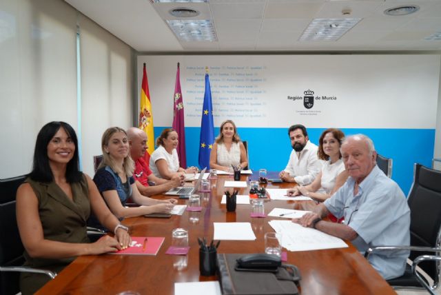La Comunidad reconoce a la primera catedrática de la Universidad de Murcia, Francisca Moya del Baño, con el 'Premio Mayor Región de Murcia' - 1, Foto 1