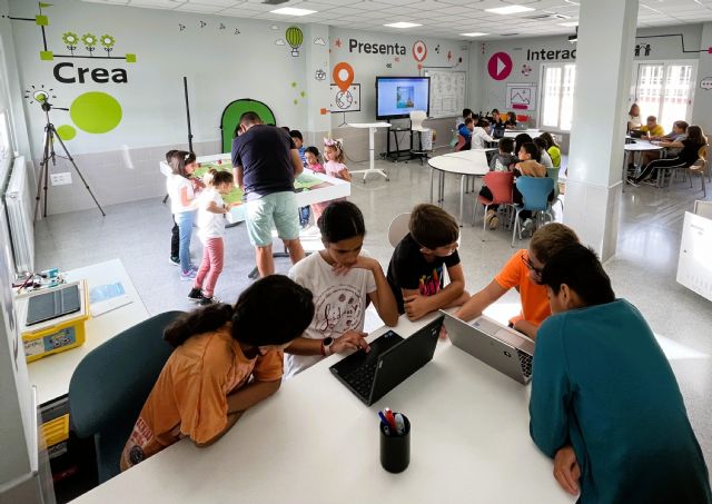 Un proyecto innovador del colegio Príncipe Felipe de Jumilla, finalista de los Premios ´Mentes AMI´ de la Fundación Atresmedia - 1, Foto 1