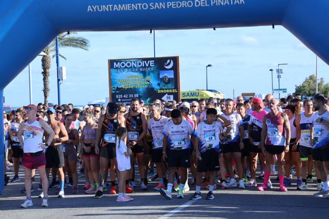 M�s de 800 personas se suman al III RunR�n Solidario de AFEMAR