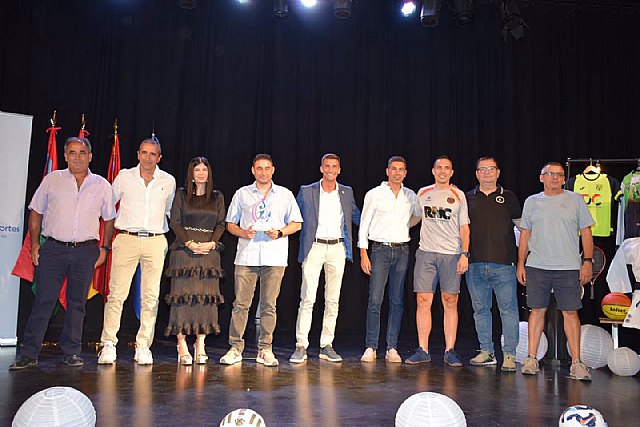 Jesús López Mayor y Pedro León Sánchez triunfan como deportistas del año local y regional en la Gala del Deporte de Alguazas - 3, Foto 3