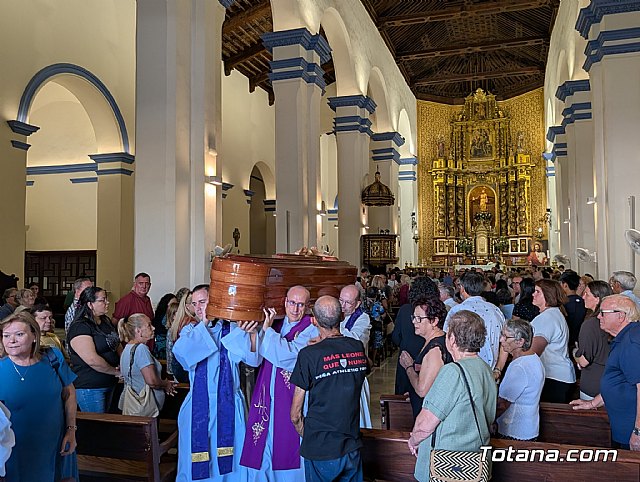 Totana despide a Isidro, el sacerdote totanero que hizo de la cercanía su forma de evangelizar, Foto 9