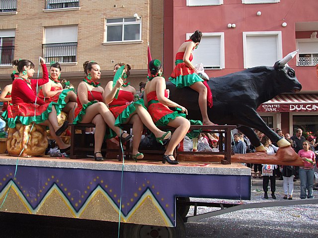 El Desfile De Carrozas Pone Fin A Las Fiestas De Primavera 2010