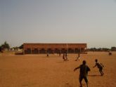 Comienza la construccion de la escuela financiada por las Ampas de Totana, Alhama y Aledo en la ciudad de Bobo, en Burkina Faso - Foto 11