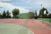 Autoridades municipales visitan las obras de cubrición de la pista del Polideportivo Municipal “6 de Diciembre” - 1