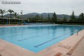 Mañana miércoles, día de la Región, se abrirán las piscinas del polideportivo municipal 6 de diciembre con entrada y transporte gratuitos - 1