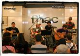 Discordia presentó en Fnac-Nueva Condomina en Murcia su nuevo disco Fiebre - 7