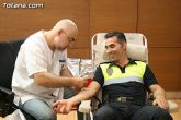 Medio centenar de voluntarios han participado en la maratón de hemodonación que se ha llevado a cabo en el salón de plenos del ayuntamiento de Totana - 1