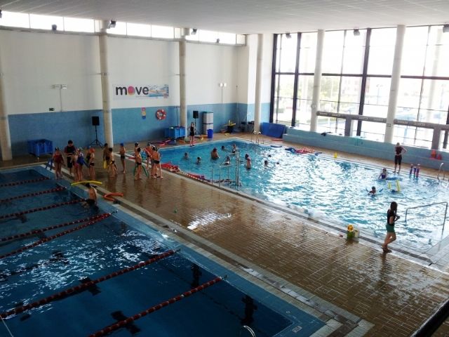 Social Welfare facilitate access of children with special educational needs physical therapy aquatic therapy services at the Sports Centre and Health "Move", Foto 1