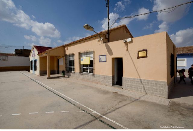 Los padres de La Aljorra y el alcalde logran una reunión de urgencia con Educación, Fomento y CHS para desbloquear la construcción del nuevo colegio - 1, Foto 1