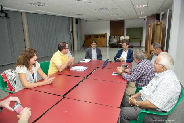 El alcalde atiende las necesidades de los vecinos de Miranda y El Albujón - 1, Foto 1