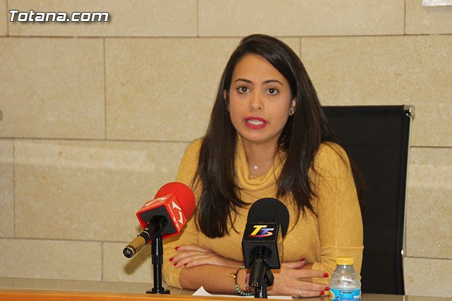 La primera instalación municipal deportiva de Totana que dispondrá de un desfibrilador será el Pabellón de Deportes Manolo Ibáñez - 2, Foto 2