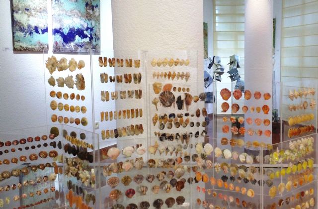 La artista lorquina Pilar Sala dona al Centro de Interpretación del Mar de Águilas una de sus obras - 4, Foto 4