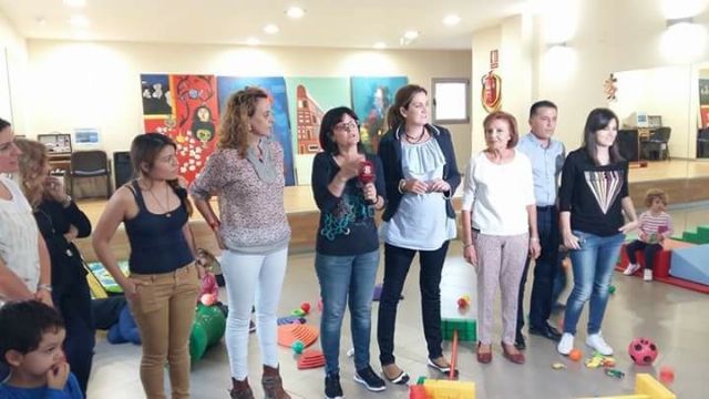 Fiesta bienvenida a los usuarios del servicio municipal de Atención Temprana en sus nuevas dependencias del Llano del Barco - 2, Foto 2