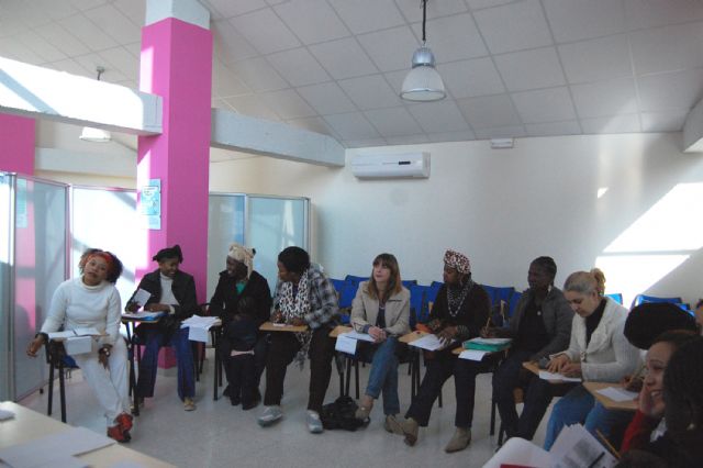 Nuevo curso gratuito de español para inmigrantes en Las Torres de Cotillas - 1, Foto 1